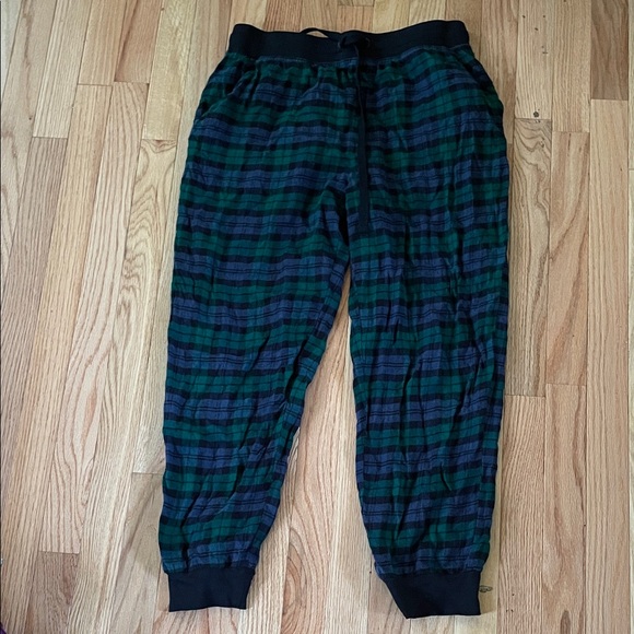 American Eagle Outfitters Black and Green Plaid Pants - Picture 1 of 11